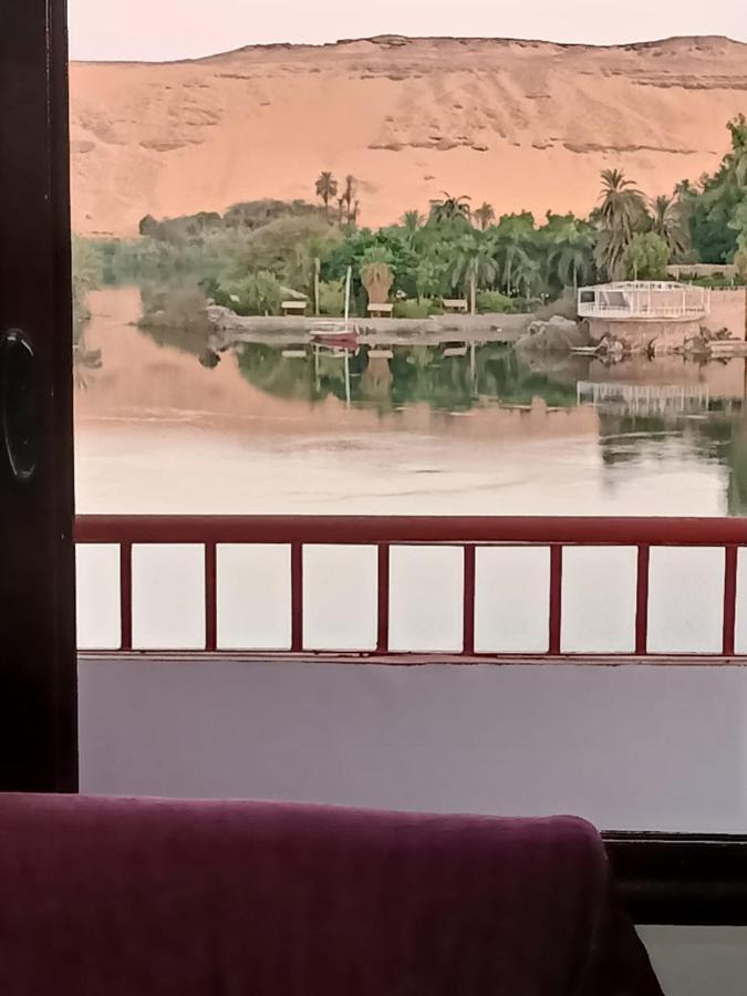 El 2* أسوان